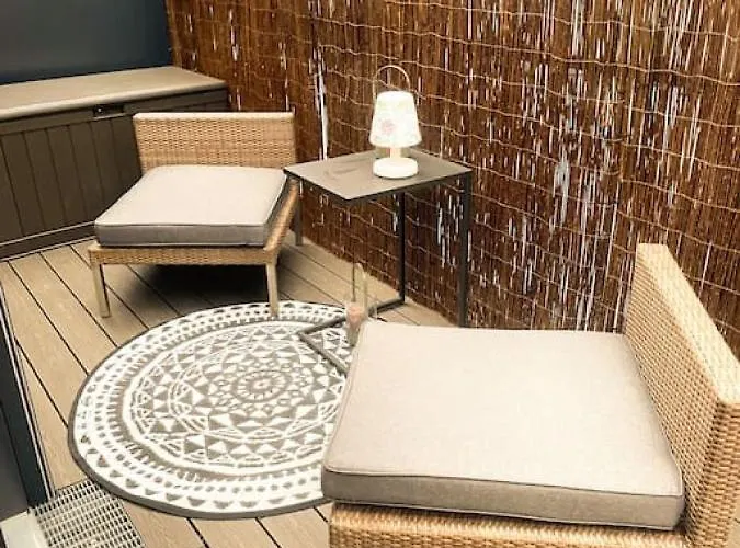 Διαμέρισμα Summer Dream - Air Conditioned Balcony Flat On 2 Floors *