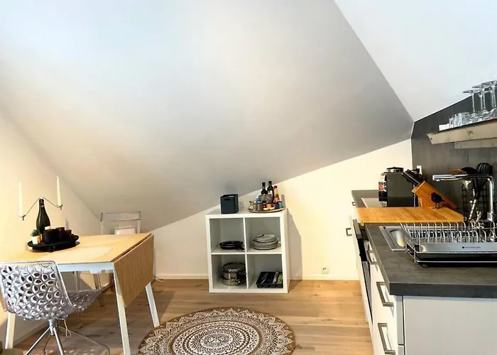 Summer Dream - Air Conditioned Balcony Flat On 2 Floors Διαμέρισμα